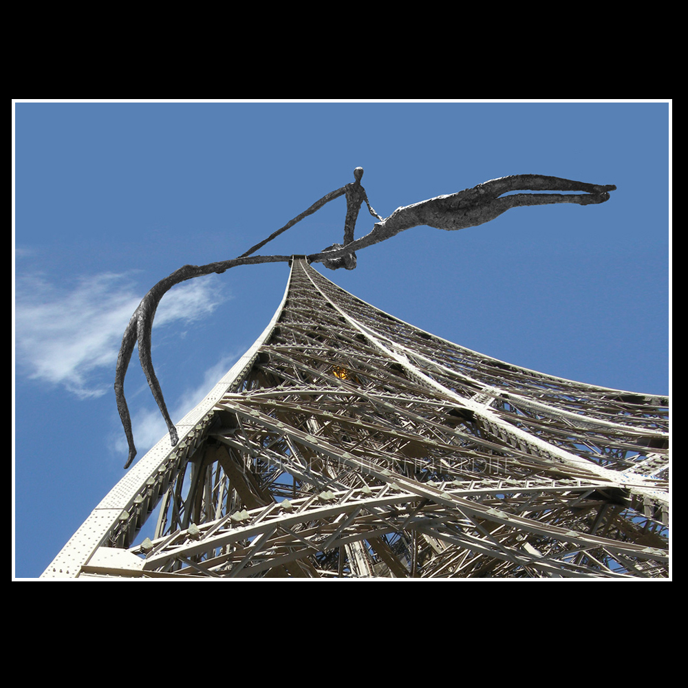 Mobile à la Tour Eiffel